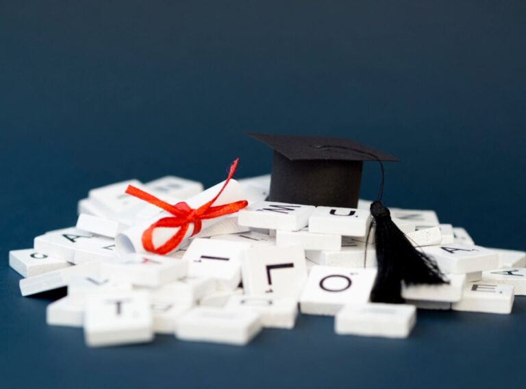 Cambridge Climbs to Third in 2026 University Rankings